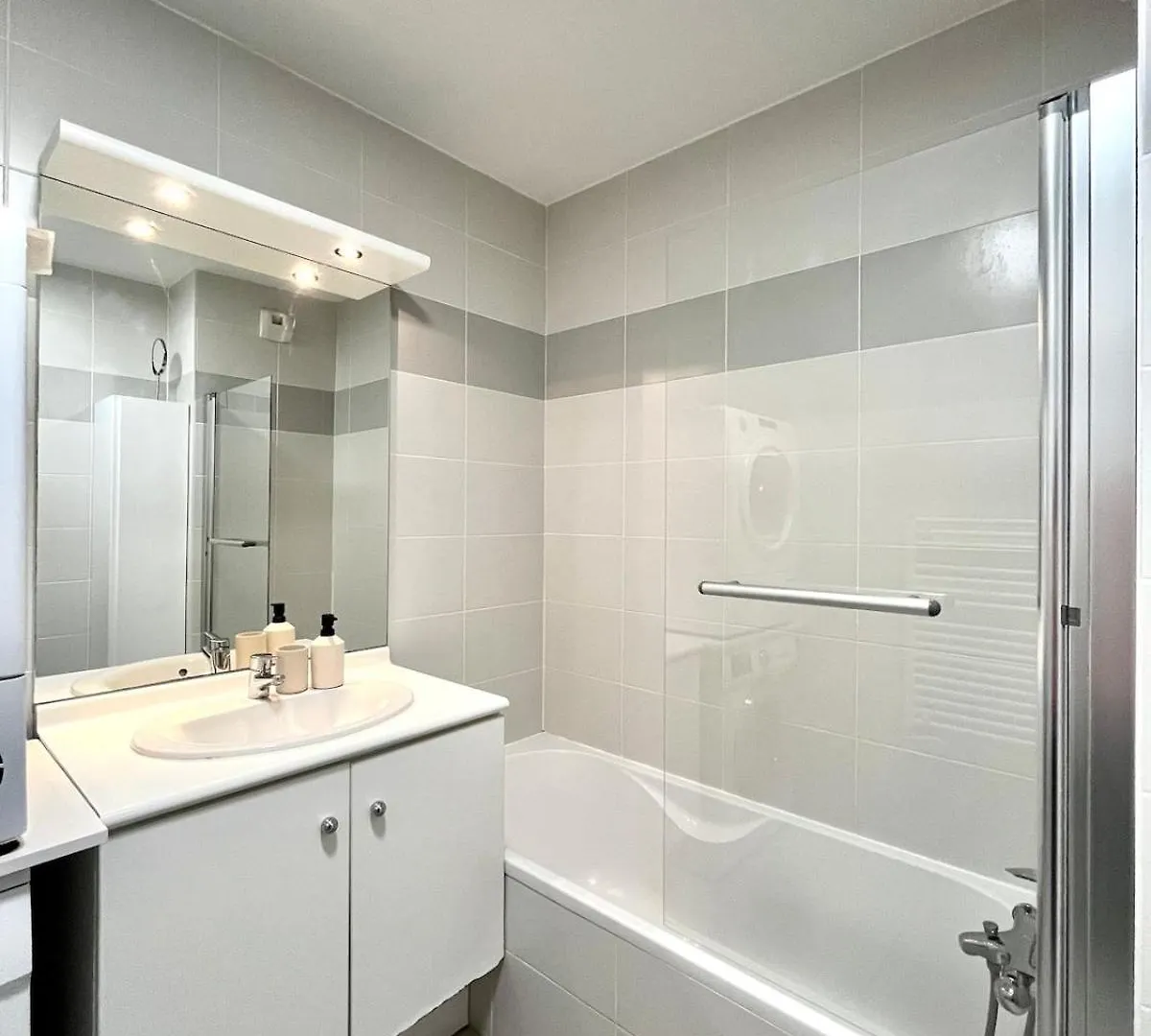 Decines Apartment Decines-Charpieu